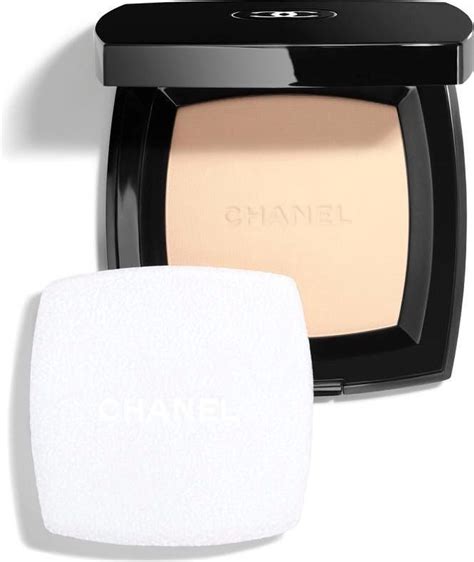 chanel natural finish pressed powder 20 clair